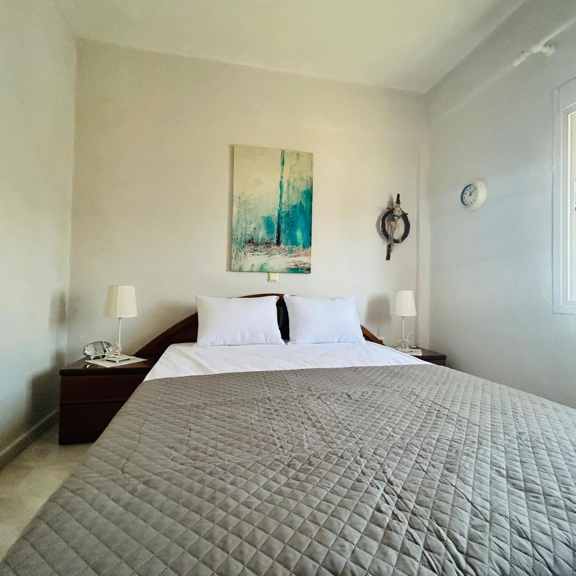 Next To The Beach Apartments Ofrinion Ngoại thất bức ảnh