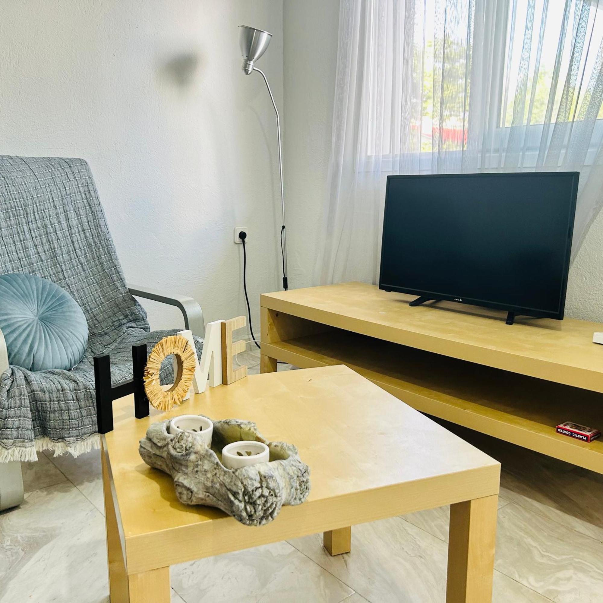 Next To The Beach Apartments Ofrinion Ngoại thất bức ảnh